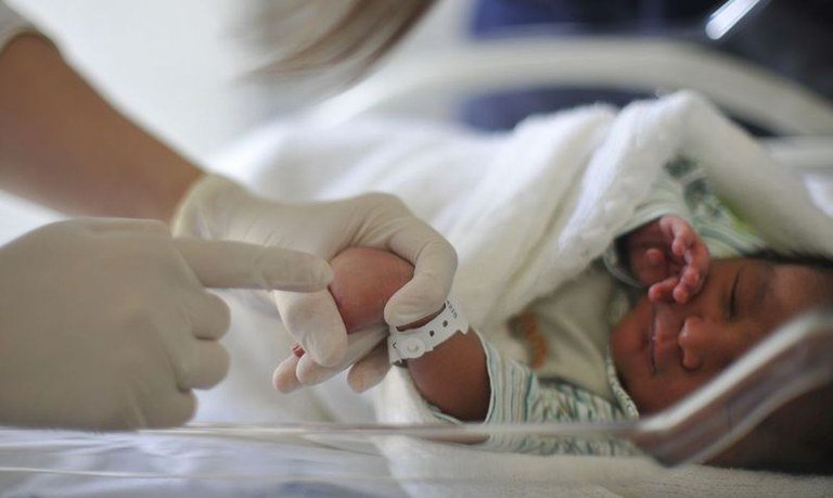 Quase 57 mil recém-nascidos foram registrados sem o nome do pai - Portal  Amorim