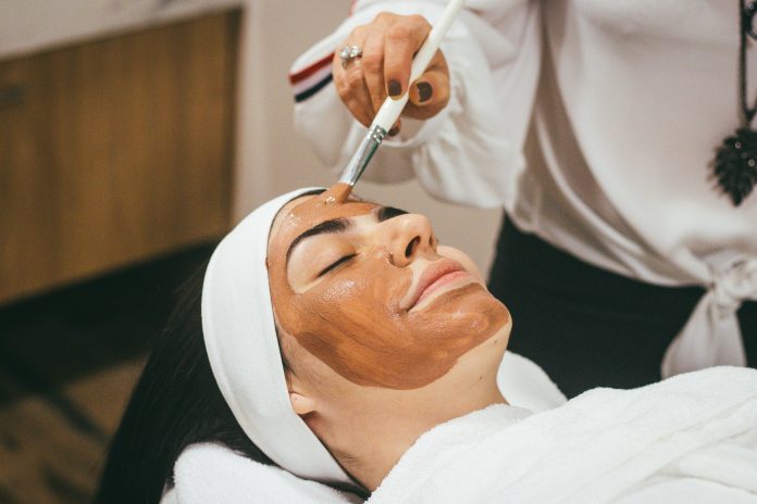Estetica e cosmetica - credito Raphael-lovask