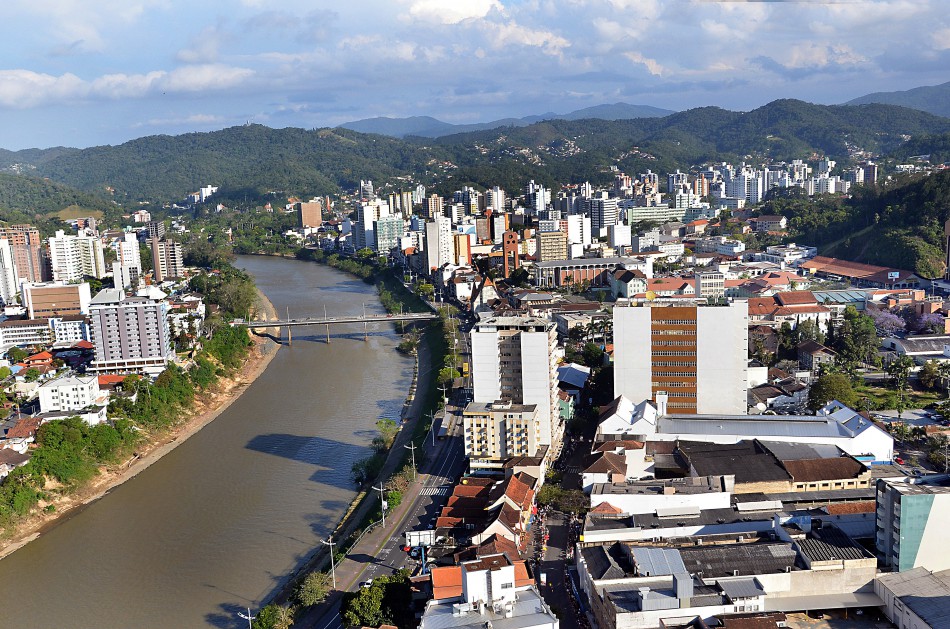 apos-golpe-milionario-empresario-e-condenado-48-anos-de-prisao-em-blumenau