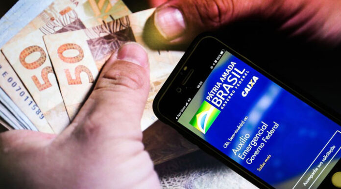 auxilio-emergencial-interna