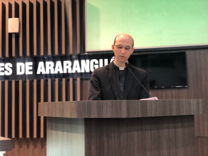 ef3e18ab-c612-407e-a845-5b5d63b61dab