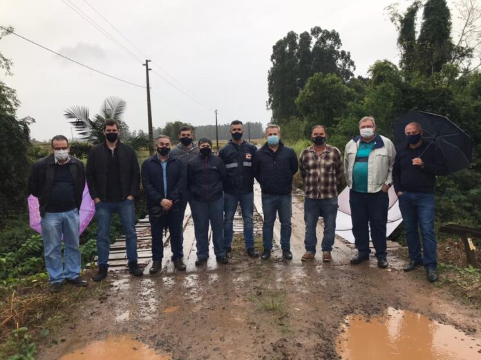 1a100700-54bd-4c08-9017-3d901a9c5762