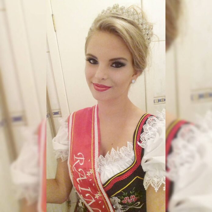 15844670_917354385067047_9104406721475299172_o