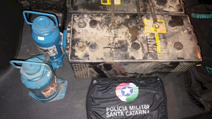 2dbd4c11-5f2f-4ed7-8827-d61c2391c28a