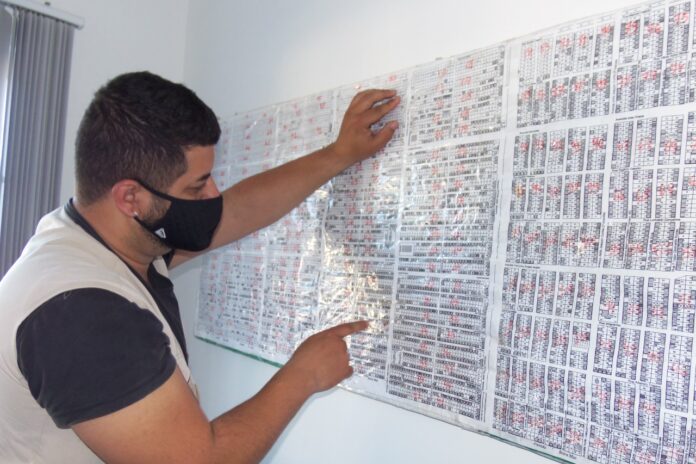 0469111e-53f5-40e5-925e-021d593e3be2