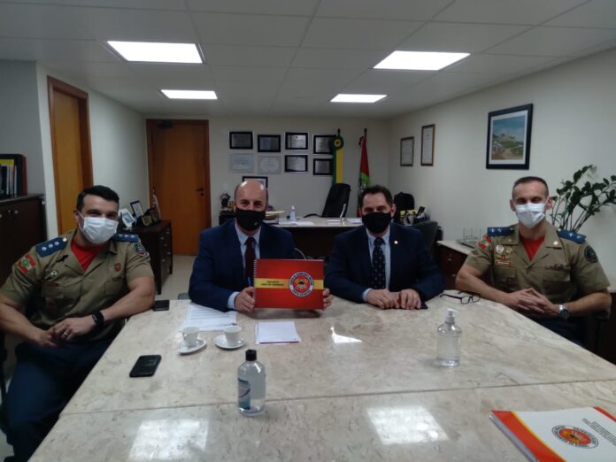 7e33047f-1150-4ae6-b9d3-276f482ff679