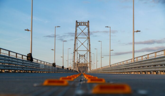 PONTE-HERCILIO-LUZ-PISTAS