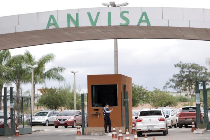 reuters-anvisa-18032021205134524