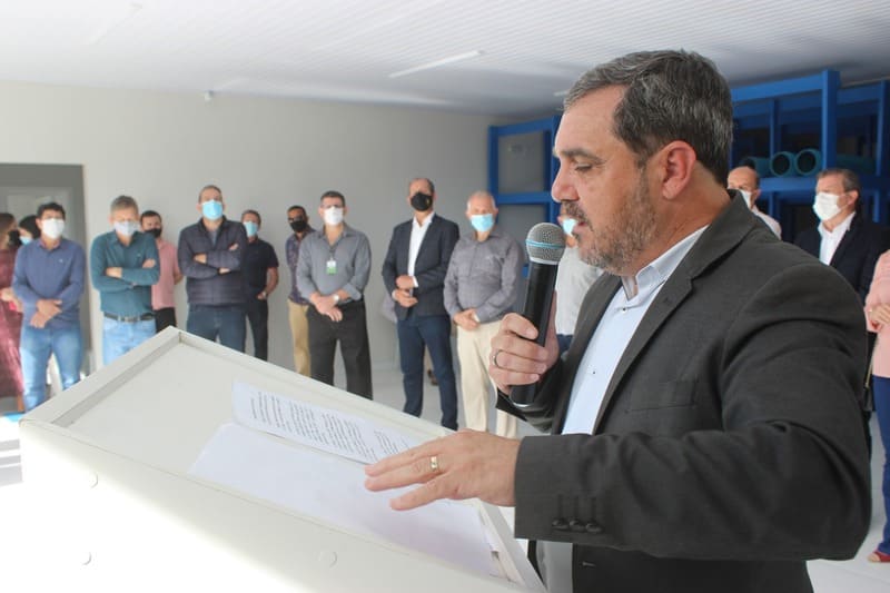 4c3d6c4c-f1e5-4e2c-9d03-14478ed672fc (1)