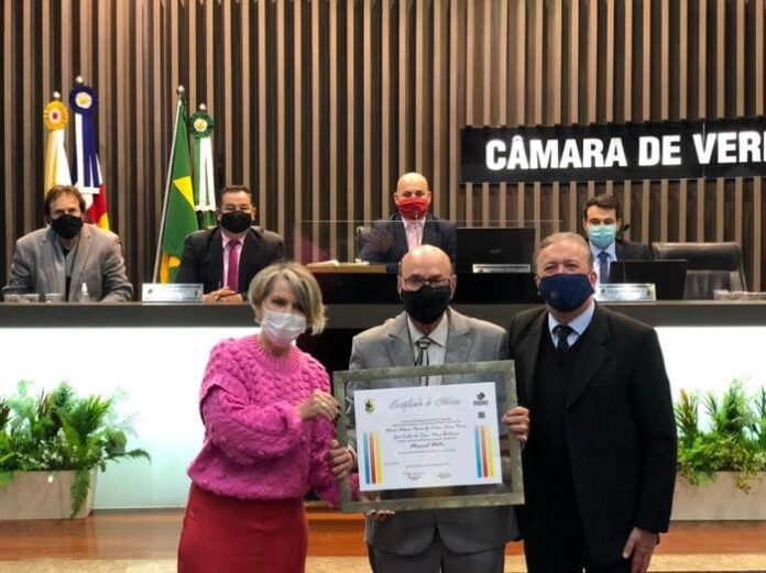 d83b43ba-bd37-4b8e-a704-8fcb1804f6bf (1)