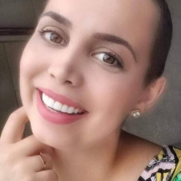 bf04c9ae-72f6-4641-a085-78efb62c0fdd (1)