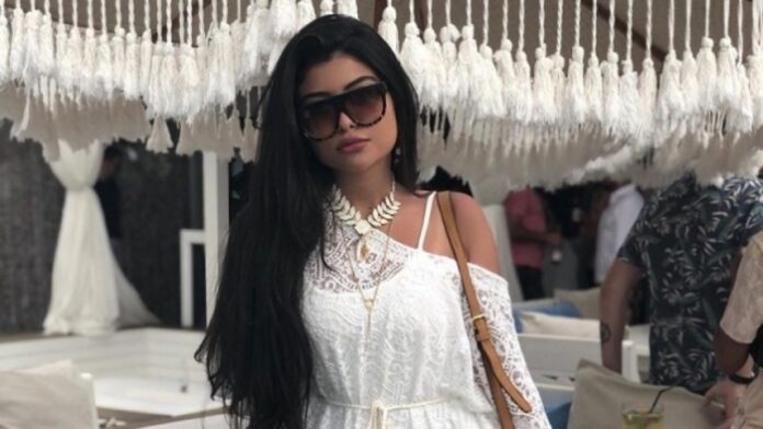 210736021038_marianaferrer