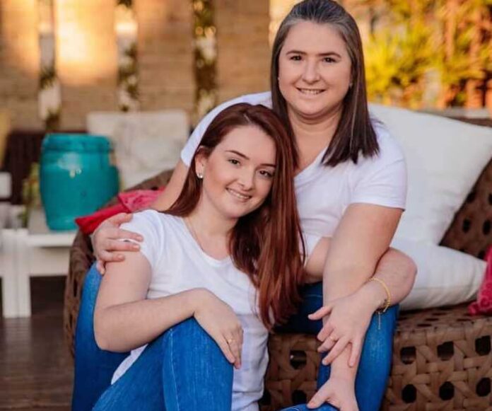 2c207fd6-444d-4e3b-b551-03177f8c8f67 (1)