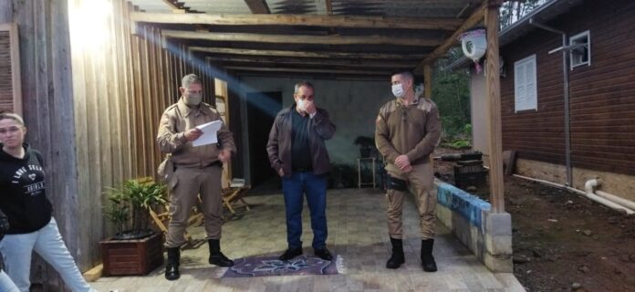 5da6acb6-2ebb-4ee0-b5c0-4d15460f73eb