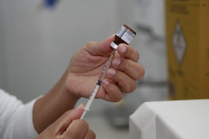 Saúde-dia-d-vacinação_Easy-Resize.com_