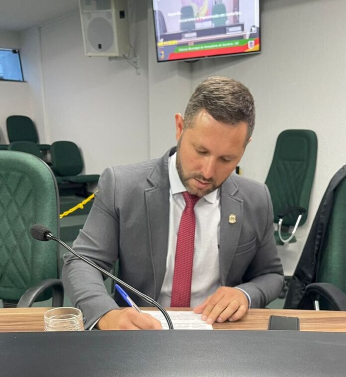 1e210da4-0489-4b3e-aba3-a35947d7b3b4