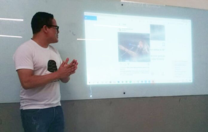 355c6c7f-6585-400d-b937-eae126309562