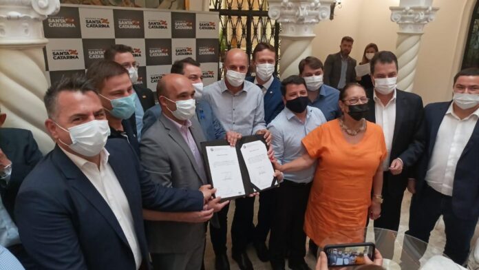 de09283f-158e-4d27-acf6-4db79ad8a246