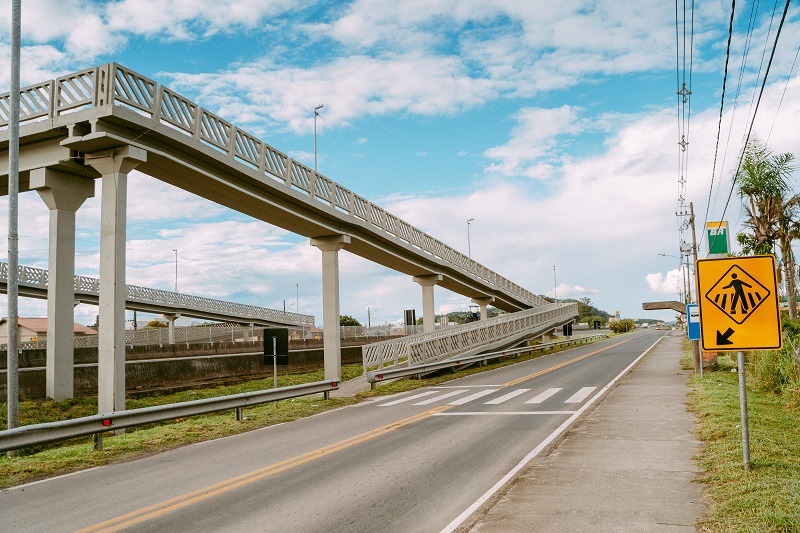 1f7ac93e-1f42-492f-bcf6-f40cd5d25e87