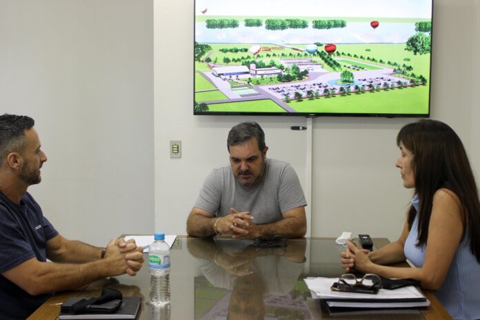 a19f2215-e4b7-4e5d-9b24-eccd9c4b2a41