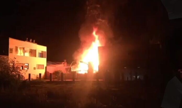 fe004506-90d8-485c-b97d-934e781d34c3