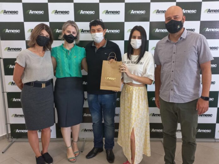 612439b9-3135-47be-bf6c-6d15378f15ed