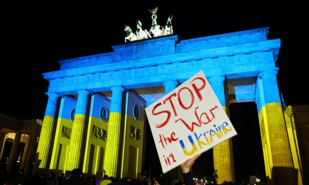2022-02-24t221916z_1_lynxmpei1n1n7_rtroptp_4_ukraine-crisis-germany-protest