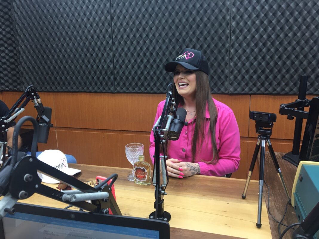 f573747c-b731-40eb-81f3-13879205056d