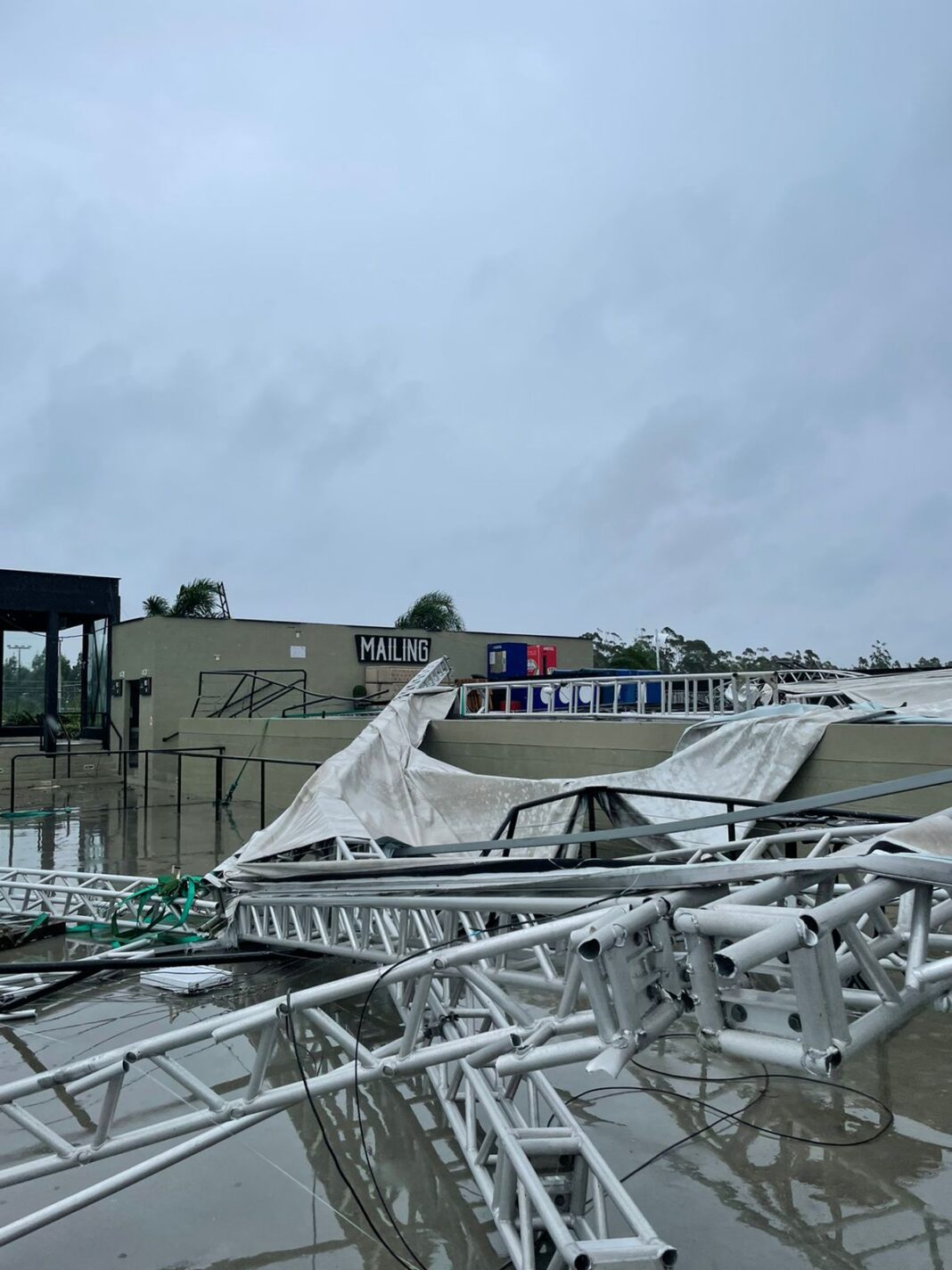 aa45412e-638d-43b0-8367-337e117d1661