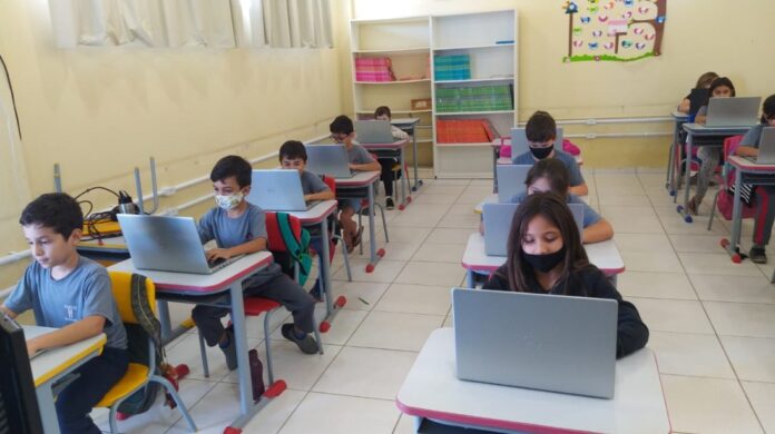 ce281098-a8c9-41bc-b4f3-0e48ecbcb3e6