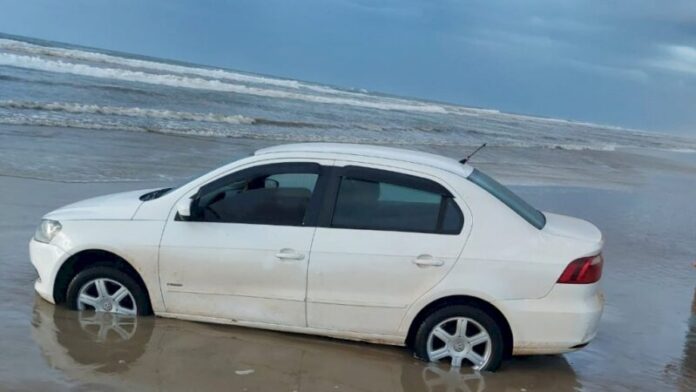 mulher-morta-veiculo-torres-800x450