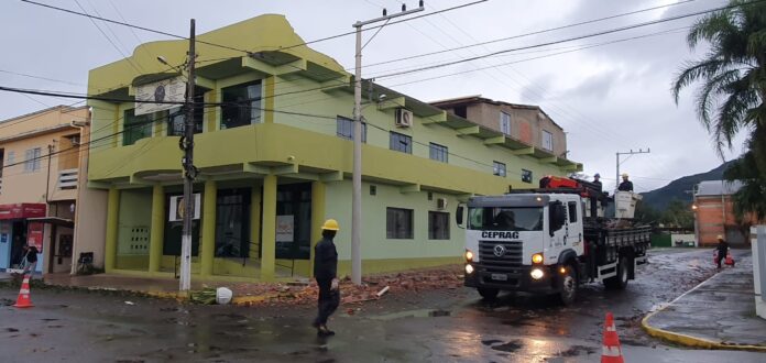 9897edeb-09f6-47e9-ad19-0985a99e507d