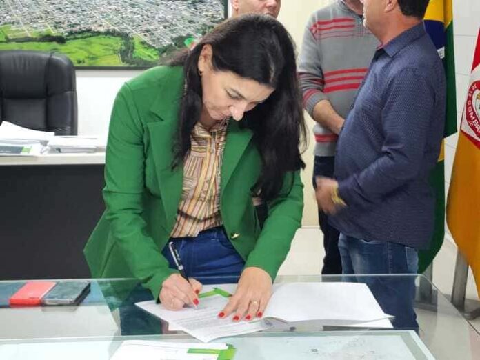 2d8440de-b568-4c9c-8314-a2c9d40d81bb (1)