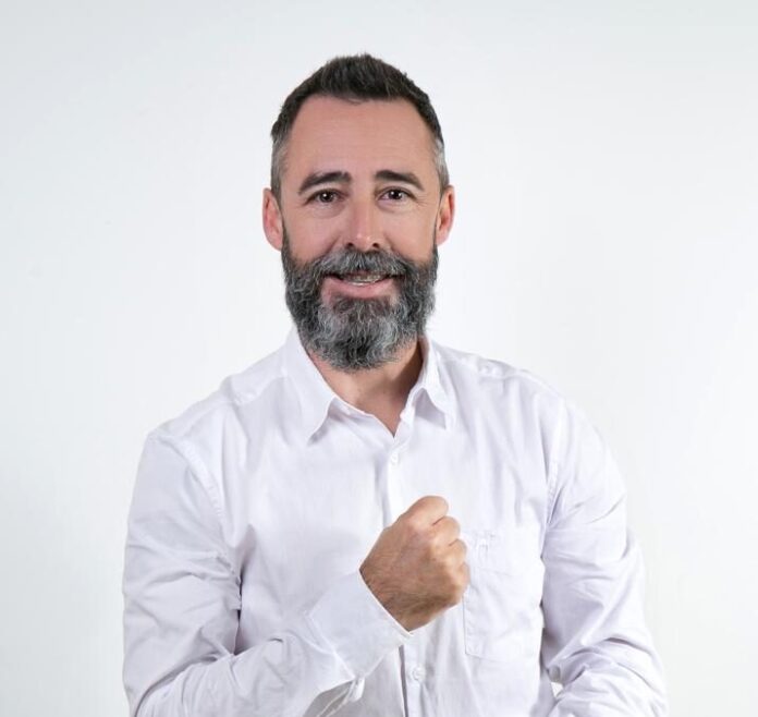 5596e307-48a4-4b4c-8e47-a30351b63a98