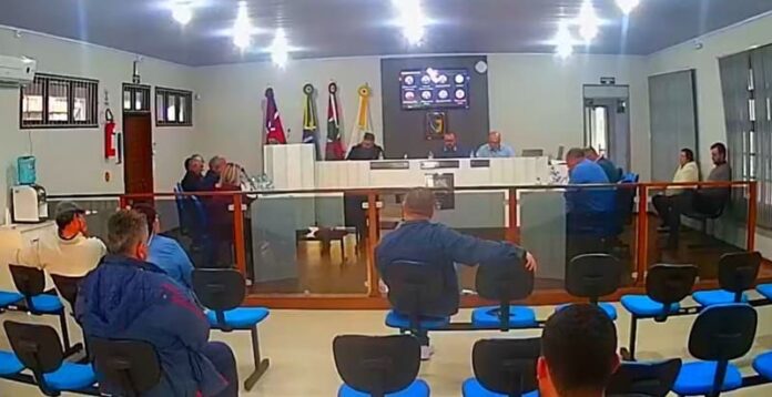 77cc7f36-7053-4c11-a4d4-3b23b509e2b3 (1)