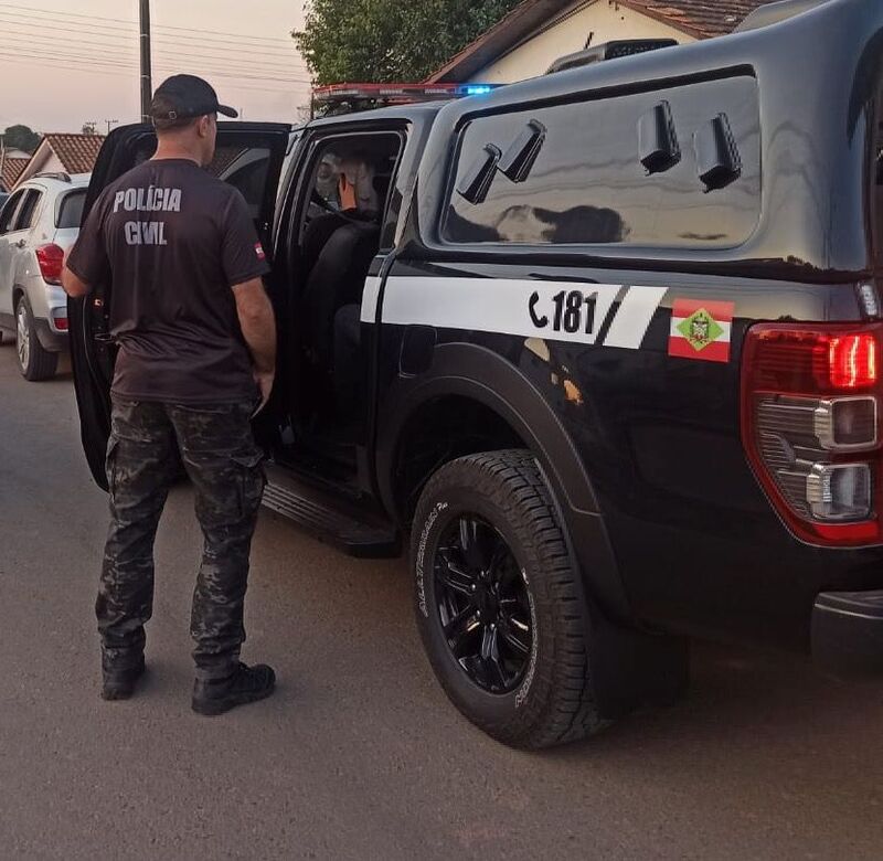 Dois-suspeitos-pela-morte-de-radialista-em-Canoinhas-sao-presos