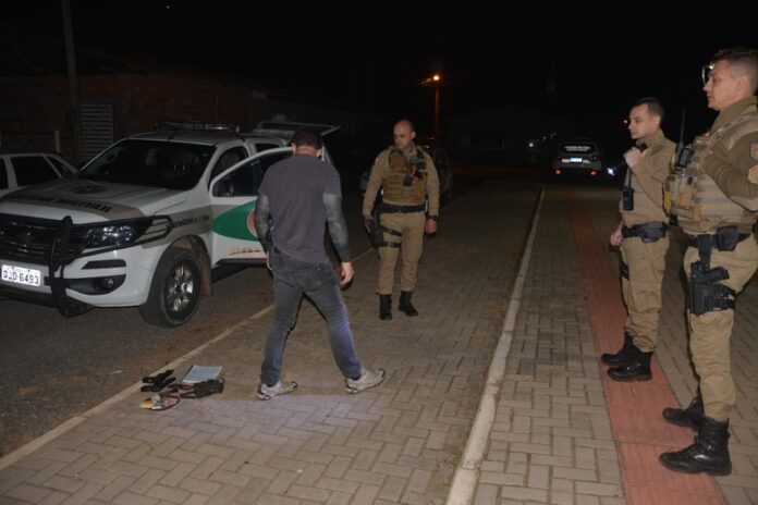 8b0e5592-fd46-4b76-80f9-29f117f79f0a