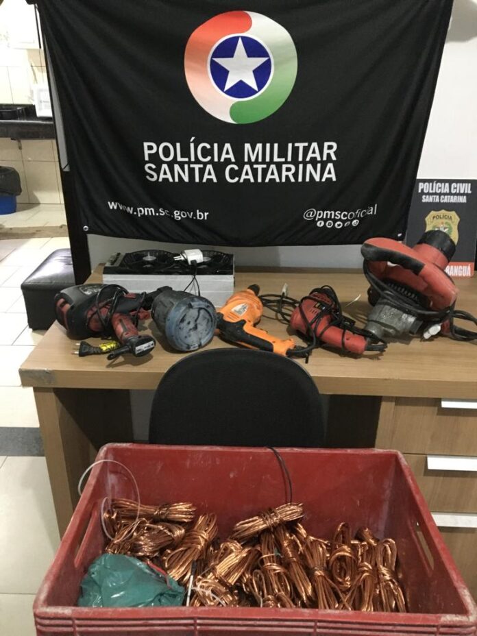 18742c29-1be6-431d-bcff-d5a74895b419