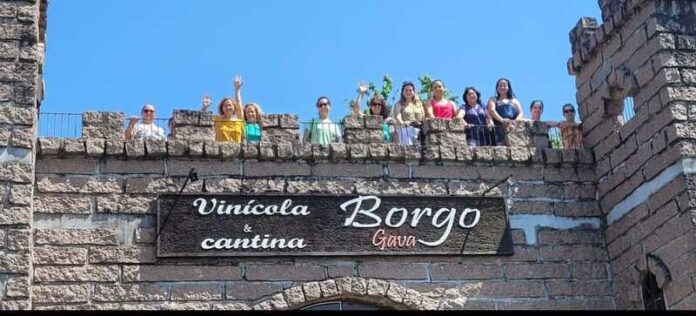 5b4ca516-9f1b-4412-8a8a-146f7754dd2f