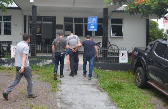 5b8b3170-9b71-49bc-ab70-45829854f420