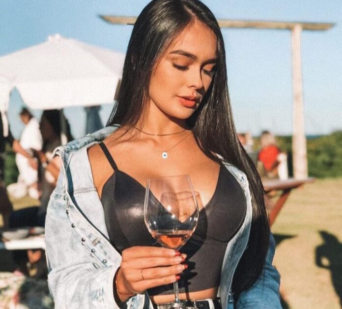 b0a7af41-6de2-4785-a1d8-37818ed96001