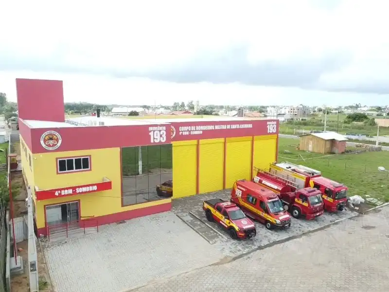 056fc332-cd33-43e6-8b41-4639fa7c0536