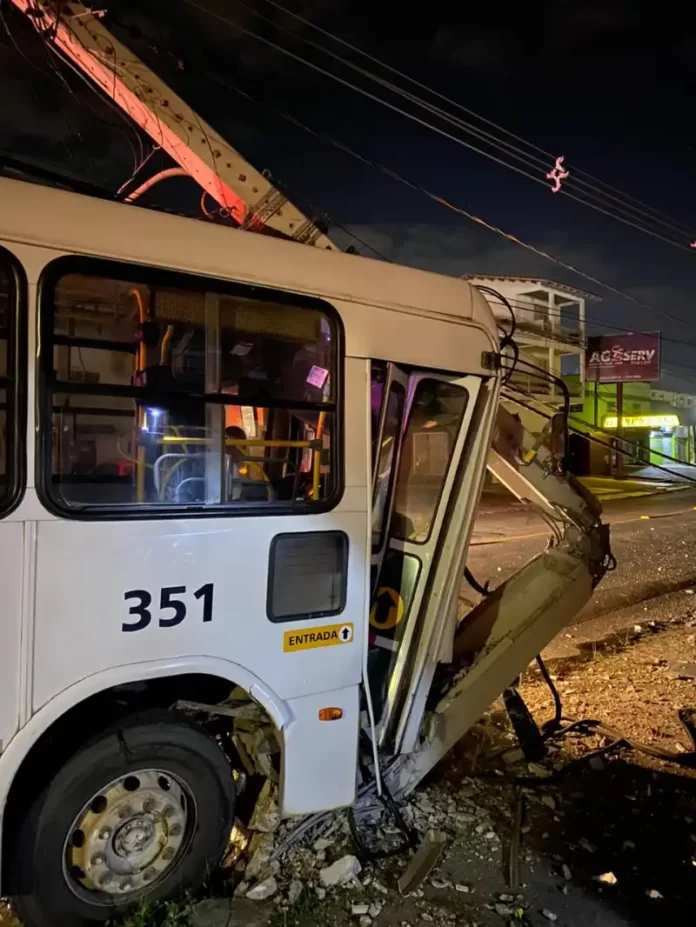 e90efb16-bec3-44cd-8425-e046470e4ed4