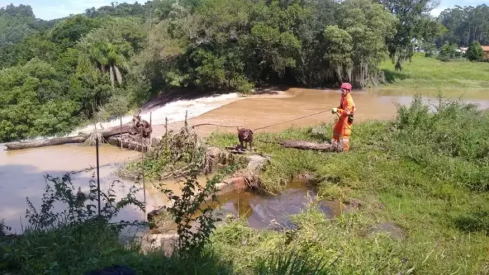 trabalhadores-desaparecem-durante-servico-em-represa