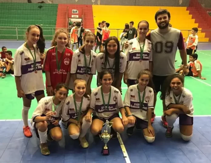 6c54a35c-bce3-4046-84ec-a180d4582f00