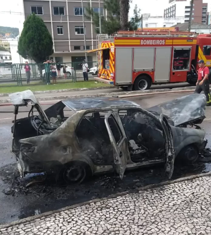 8c187210-b2ac-419c-8d9a-53737fc3994b (1)