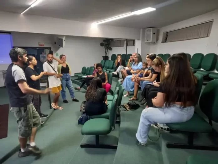 ff878342-5bb0-44bd-bb62-5d2854044a0e