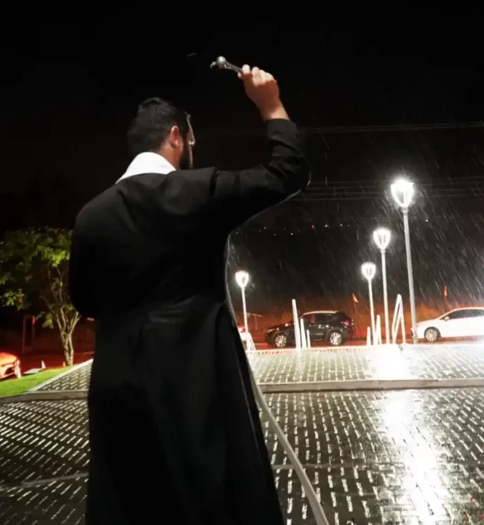 71f03179-9de5-4a10-a019-75e94863c097