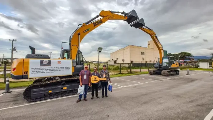 ee29749c-404c-416d-ad5a-87dbdeb4df9f