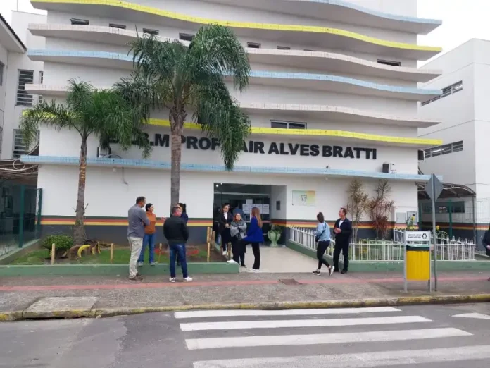 06c3c301-89d7-4eed-a925-df98ccb2e0b5